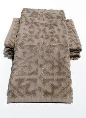 AKHARA BATH TOWEL